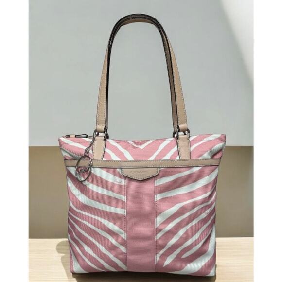 Coach F23283 Zebra Print Canvas Tote Bag & Matching Wristlet - Picture 2 of 14